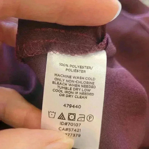 Ann Taylor Women's Burgundy Vino Polyester Charmeuse Bell Sleeve Top NEW - Picture 6 of 10